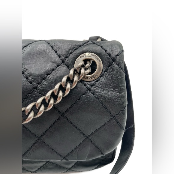 ✨$3799✨ Chanel Black Medium Calfskin Paris-Edinburgh Coco Sporran Flap - Picture 8 of 12